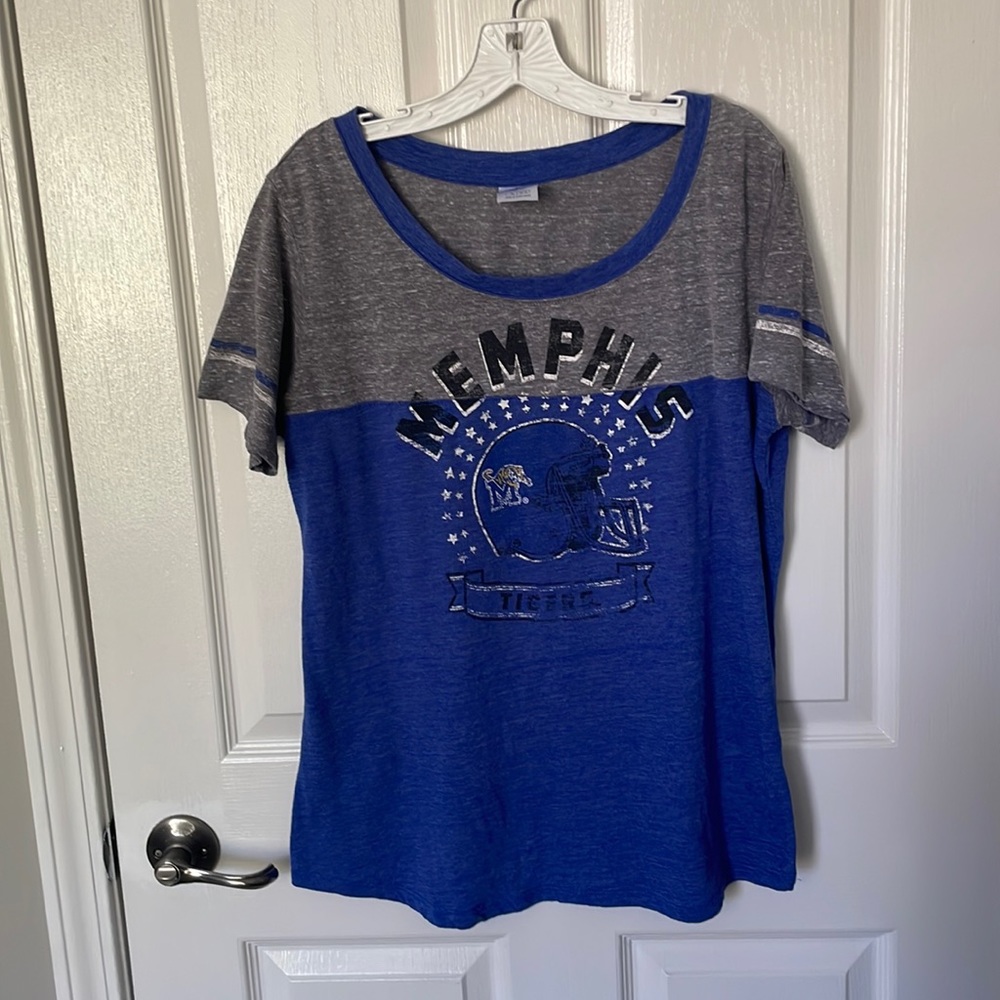 Women’s t-shirt